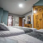 Calzada Romana Vandrerhjem Belmonte De Miranda