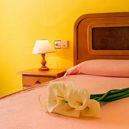 Hostel Calzada Romana