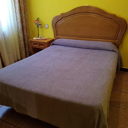 Calzada Romana Hostel Belmonte De Miranda