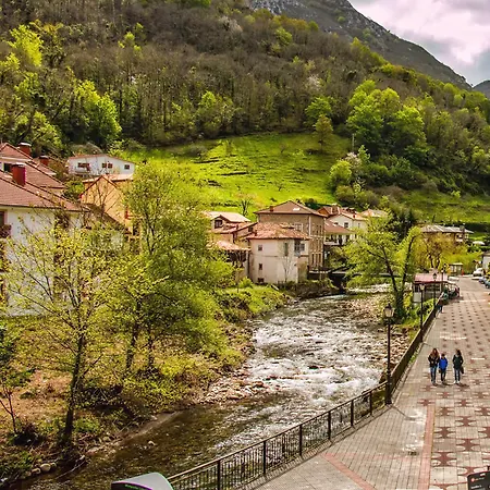 Hostel Calzada Romana