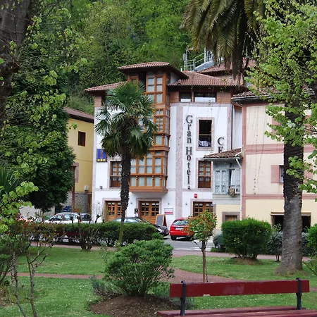 Calzada Romana Vandrerhjem Belmonte De Miranda