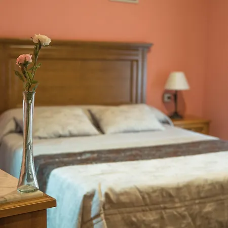 Calzada Romana Hostel Belmonte De Miranda