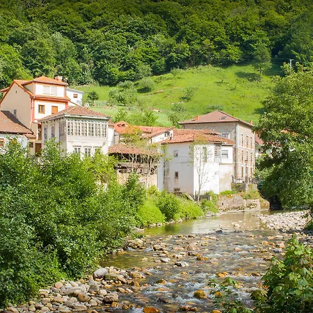 Hostel Calzada Romana