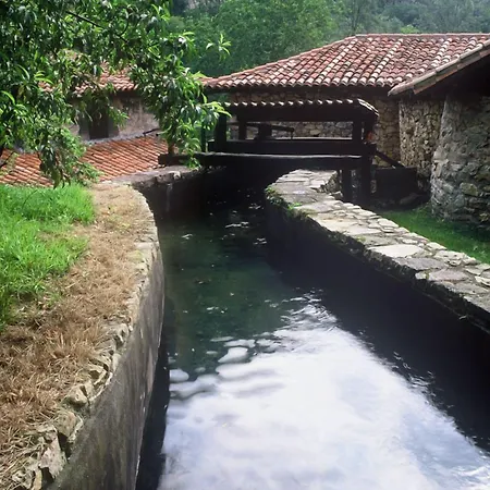 Calzada Romana * Belmonte De Miranda