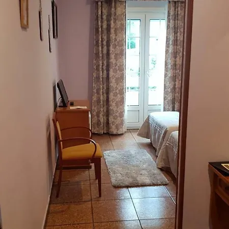 Hostel Calzada Romana