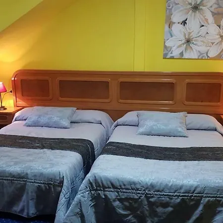 Hostel Calzada Romana *